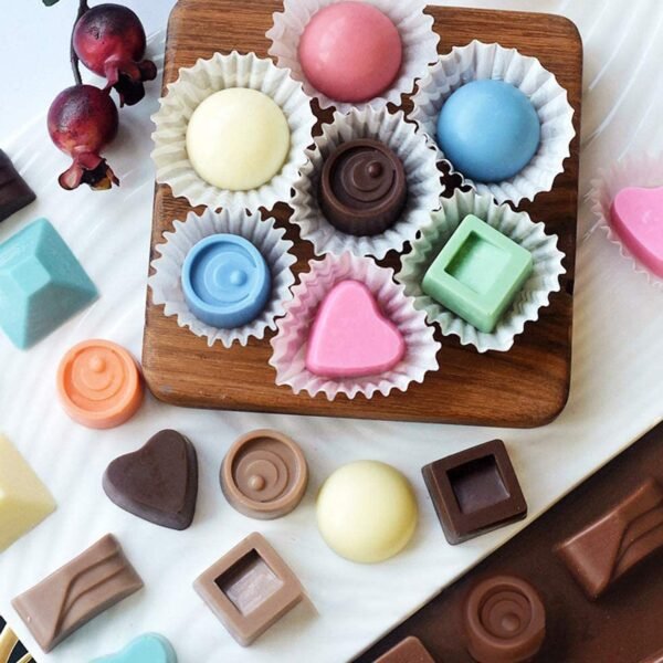 Silicone Food Grade Reusable Non-Stick Multi Shape 15 Cavity Chocolate Mold - Image 4