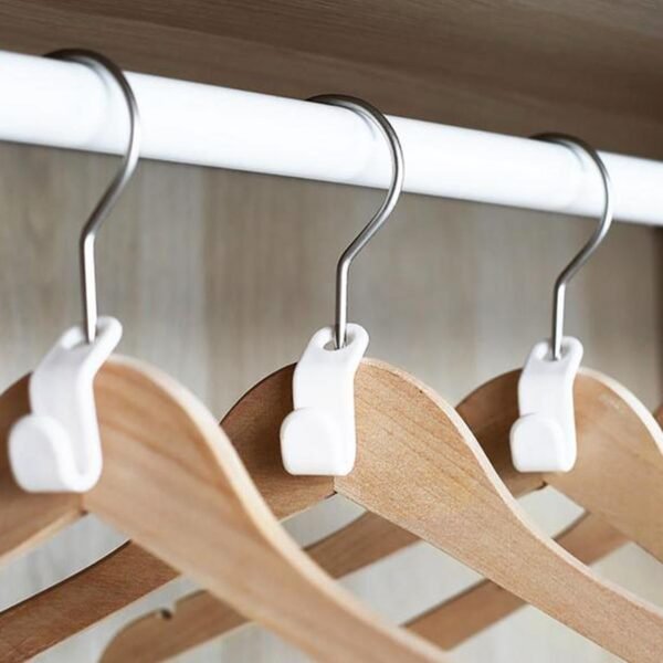 Plastic Clothes Hanger with Non-Slip Pad - Image 3